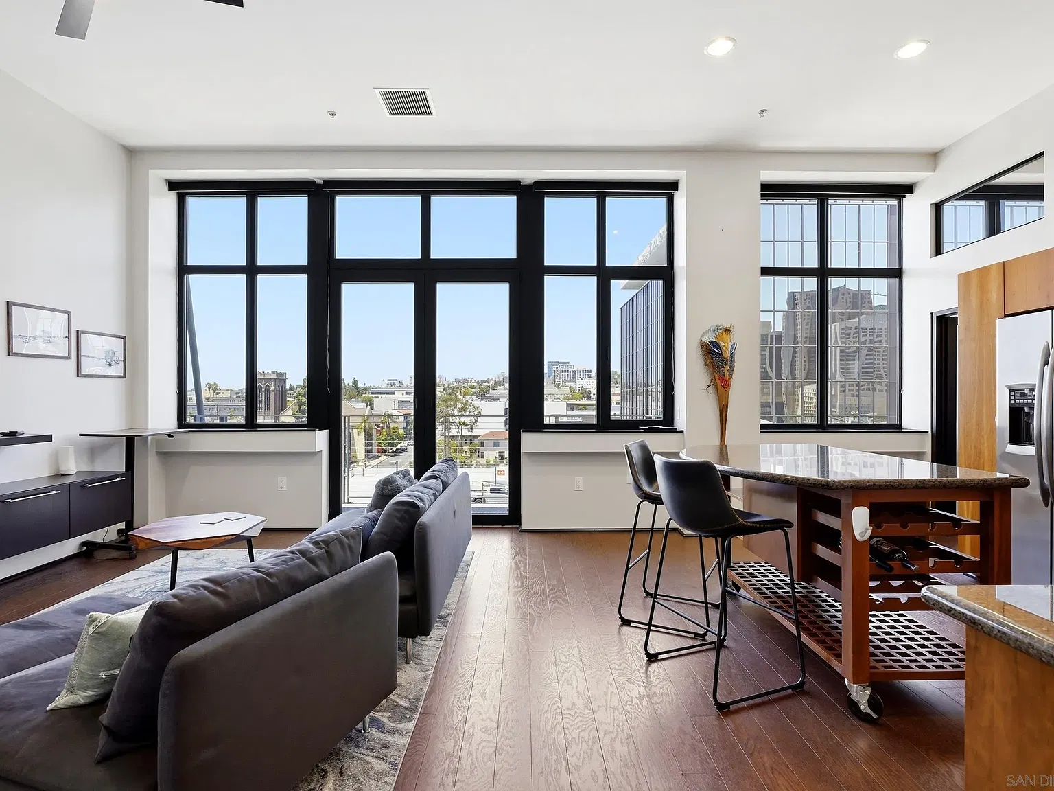 Solara Lofts — Photo 3