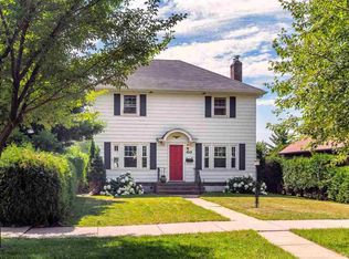 4218 Robinson St, Duluth, MN 55804