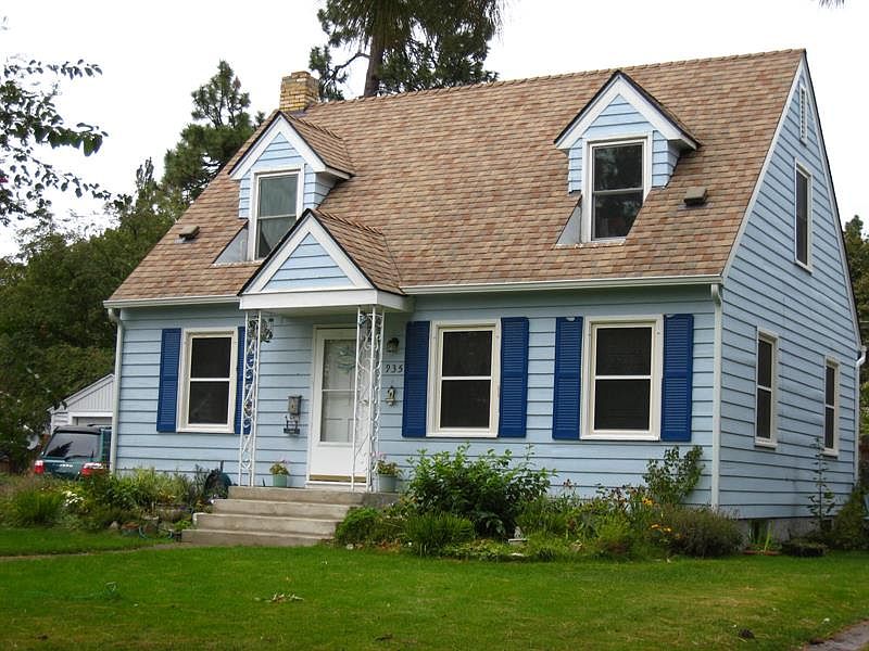 1st image of 935 E Thurston Ave