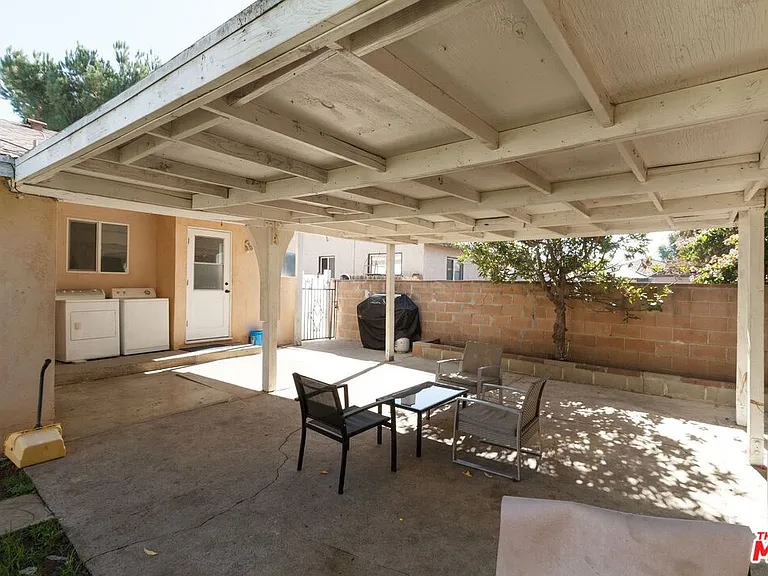 6659 Amigo Ave — Photo 39