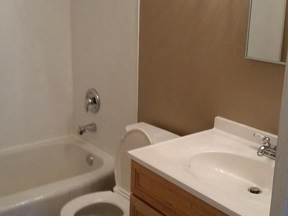 5th image of 708 Terry Ave