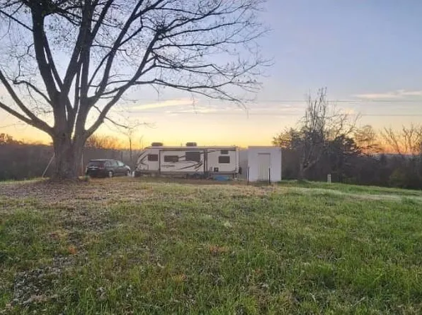 1324 Hardie Mabe Rd, Danbury, NC 27016