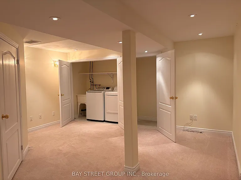 211 Stonebridge Dr — Photo 17