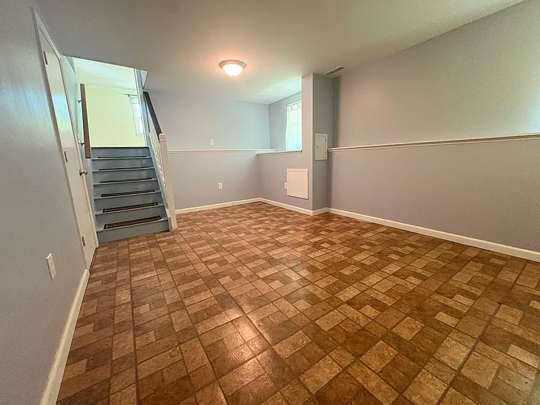 49 Stannard Ave — Photo 7