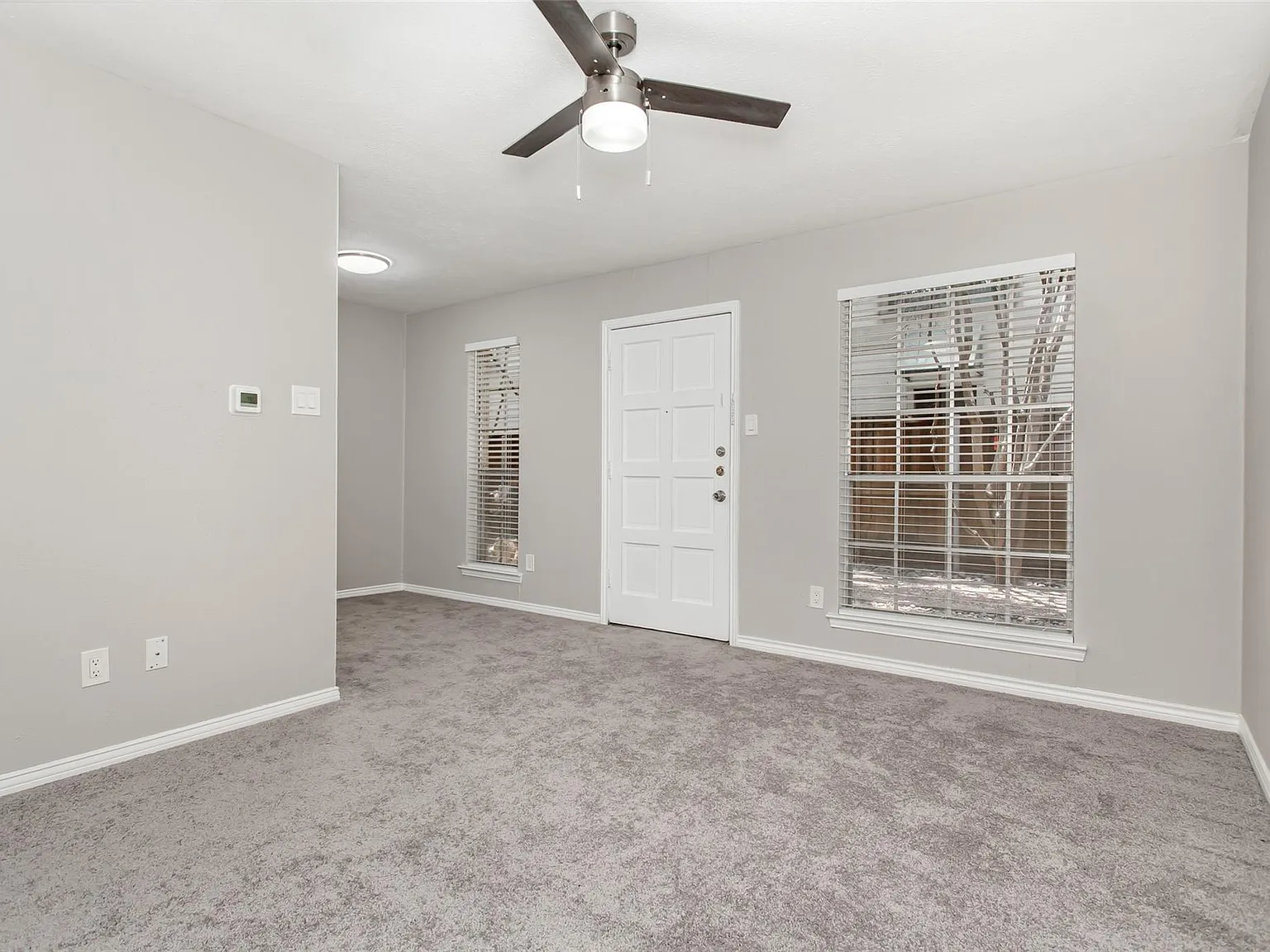 1 bed, 600 sqft, $895 — Photo 2