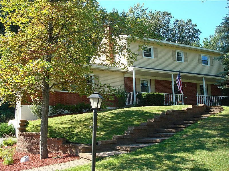 1st image of 46 Appletree Ln