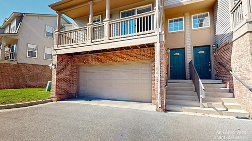 2813 Barclay Way Photo 1