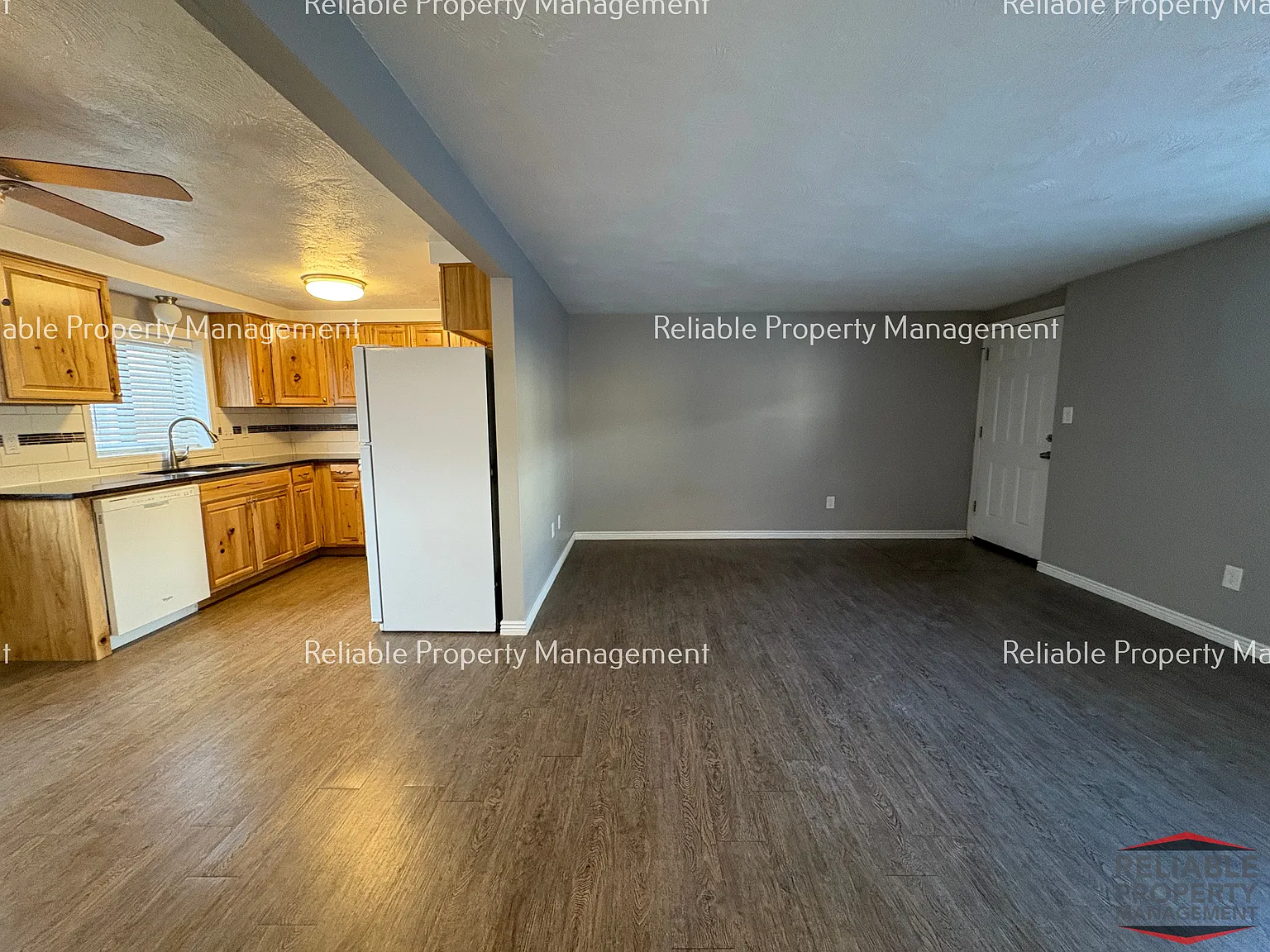 2 bed, 825 sqft, $1,095 — Photo 4