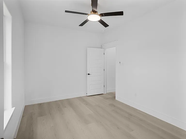 4103 E Toliver St — Photo 20