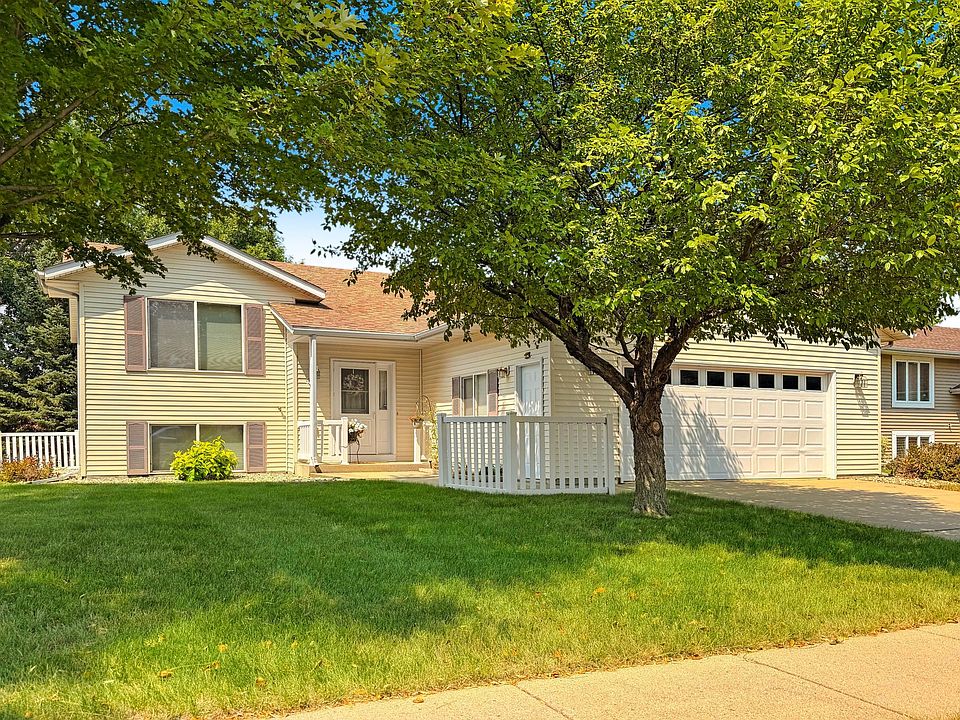 1st image of 216 Rainbow Dr