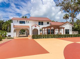 630 N Riverside Dr, New Smyrna Beach, FL 32168