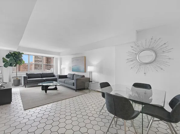 300 E 71st St APT 17M, New York, NY 10021