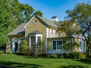 40 Woodland Ave, Bronxville, NY 10708