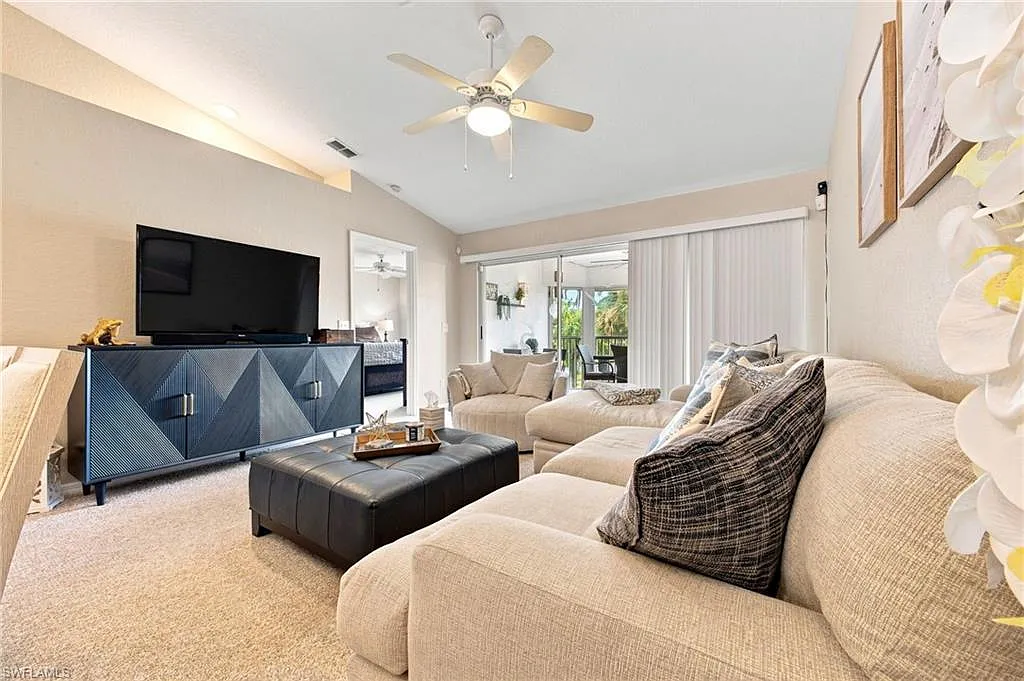 9022 Michael Cir — Photo 2