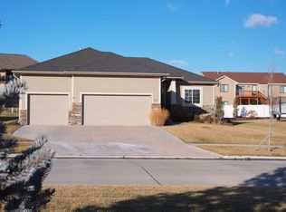 7911 Nashway Rd, Lincoln, NE 68516