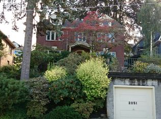 2051 E Crescent Dr, Seattle, WA 98112