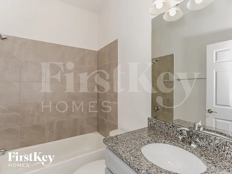 125 Windsor Reserve Dr — Photo 15