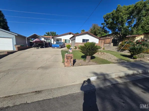 4861 Putter Ln, Bakersfield, CA 93308