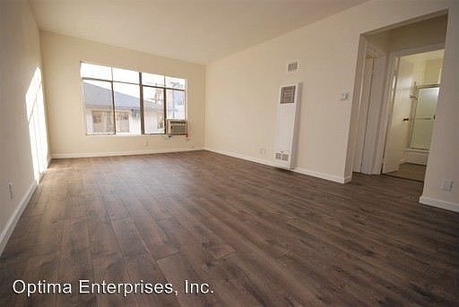 1st image of 1001 N Curson Ave