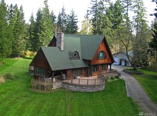 1996 Cranberry Ln, Camano Island, WA 98282