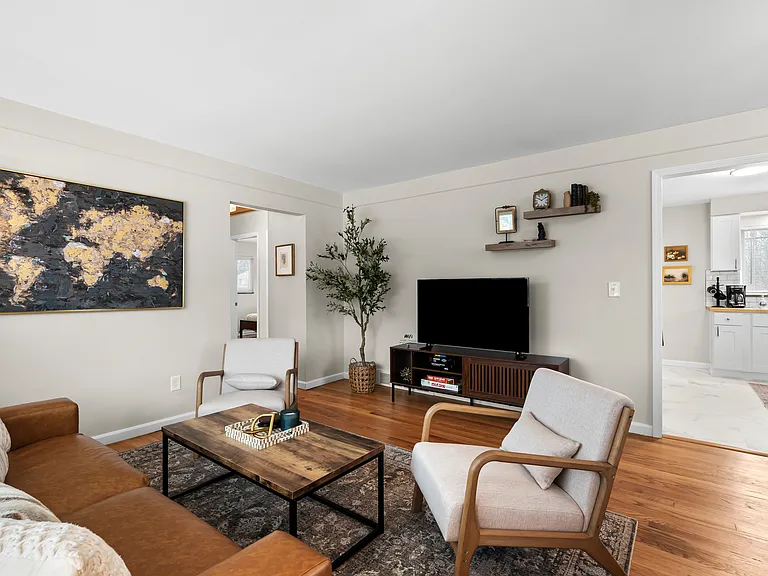 36640 Angeline Cir — Photo 2