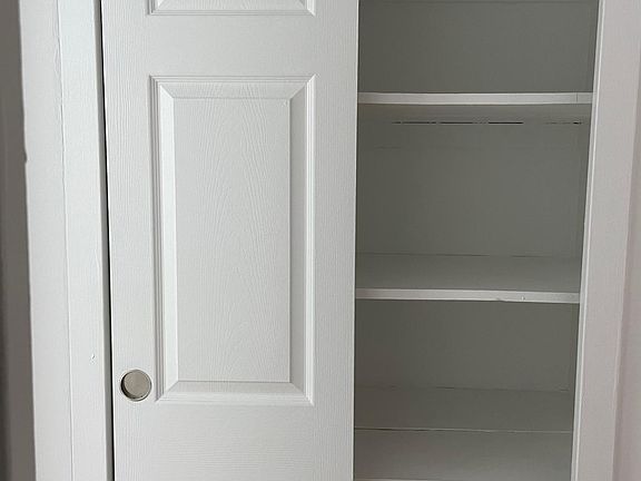 5th image of 522 21st St NW APT 703