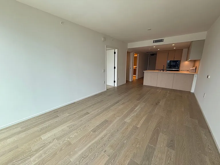 333 Ward Ave #1607 — Photo 3