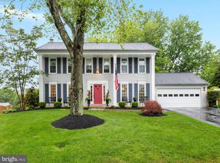 14 Mucklehany Ln, Sterling, VA 20165