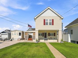 311 W Glenwood Ave, Wildwood, NJ 08260