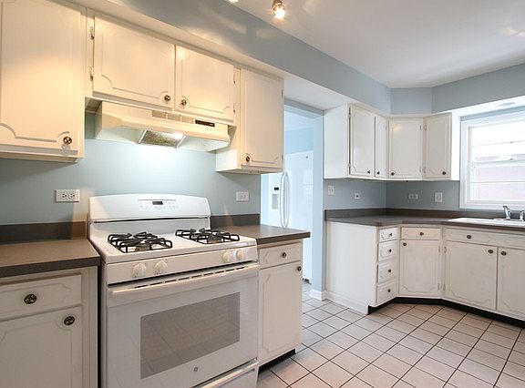 2nd image of 4510 Clearview Dr