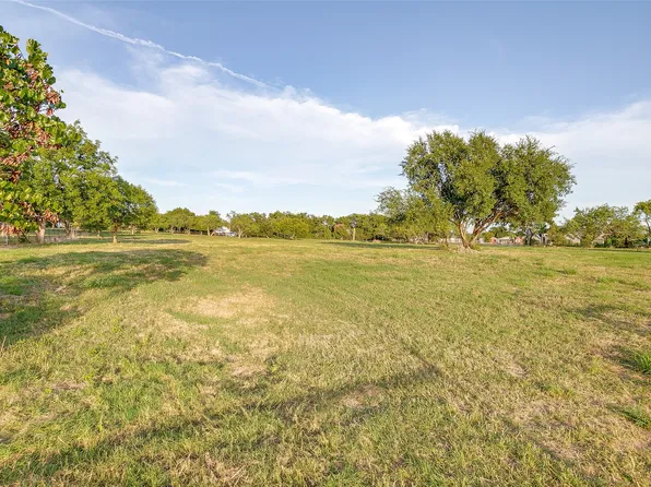 570 W County Road 714, Burleson, TX 76028