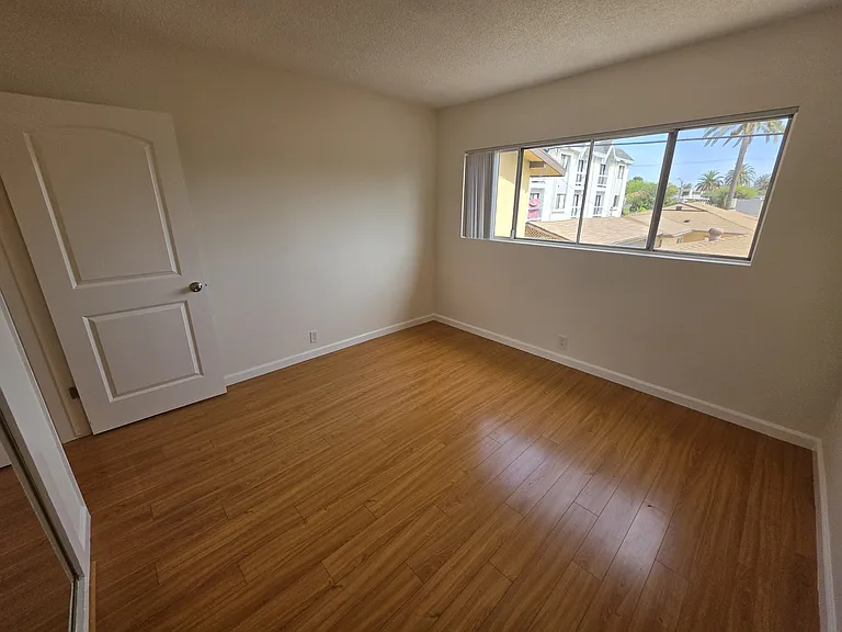 620 W Lexington Dr #5 — Photo 24
