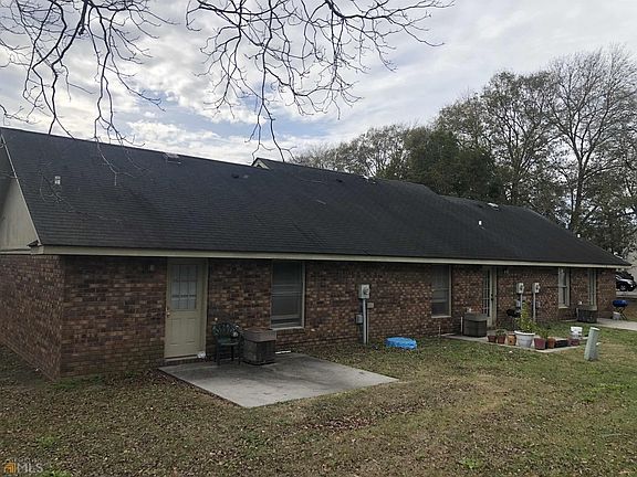 2nd image of 100 Lanier Dr APT 9