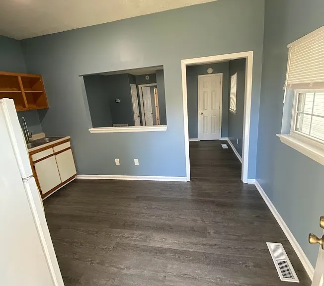 114 Wilson Ave #3 — Photo 3