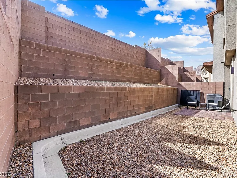 633 Infinity Ridge St — Photo 23