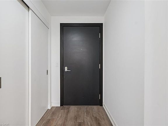 5th image of 15 Wellington St S #903