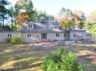 11 Pondside Ln, West Simsbury, CT 06092