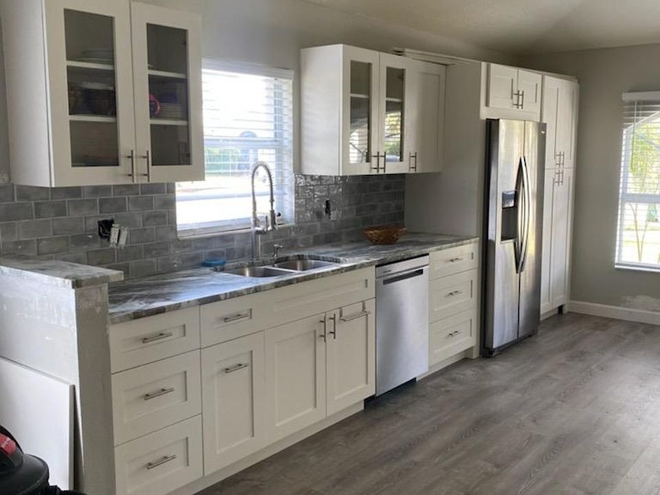 1st image of 6504 Abaco Dr #202