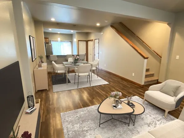 6153rd, 615 S 3rd St APT C, Selah, WA 98942