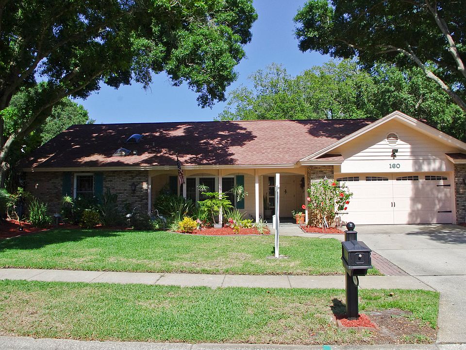 1st image of 160 Mayfair Cir W