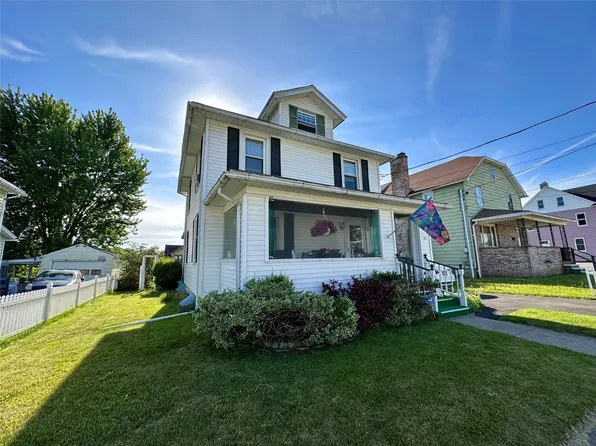 22 Helen St, Johnson City, NY 13790