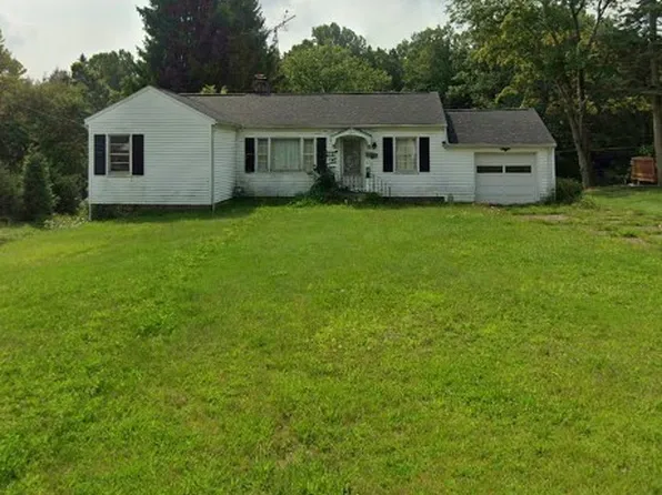 204 Linwood Dr, Alliance, OH 44601