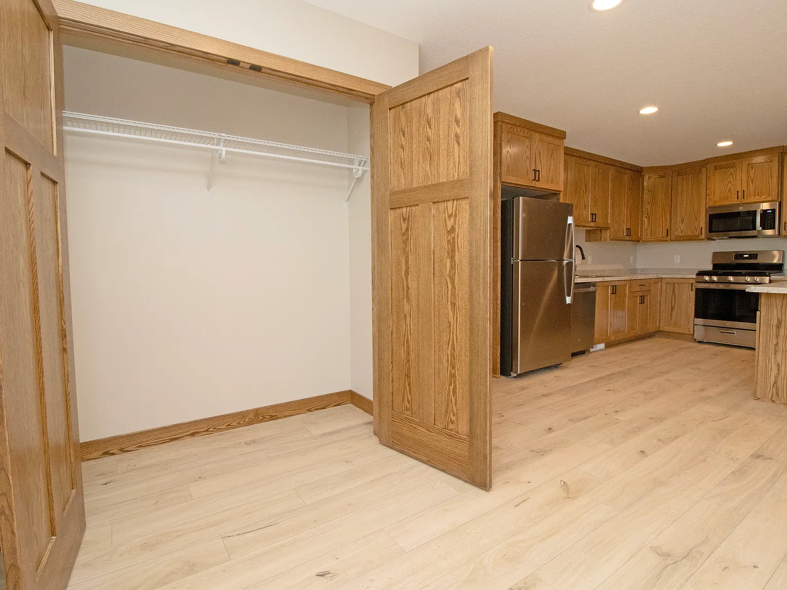 2 bed, 1100 sqft, $1,795 — Photo 4
