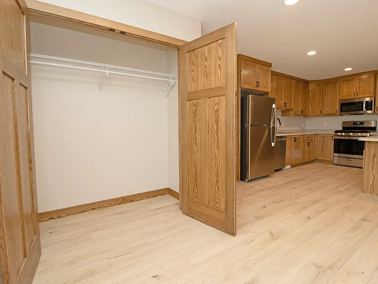 610 Martin Ave #2A — Photo 4