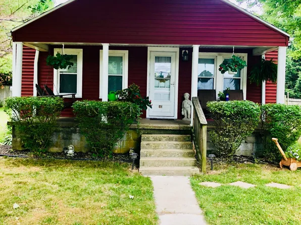 145 N Center St, Dublin, IN 47335