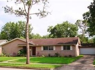 5151 Grape St, Houston, TX 77096