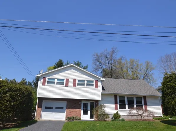 3617 Scribner Dr, Endwell, NY 13760