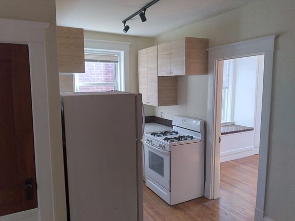 5th image of 2637 Minnesota Ave