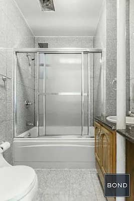 Rented by Bond New York | media 8