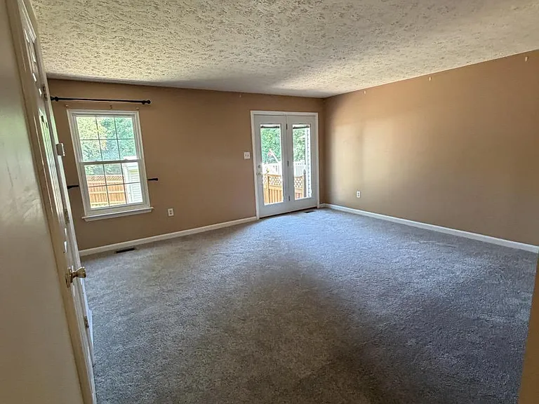 107 Peridot Pl — Photo 8